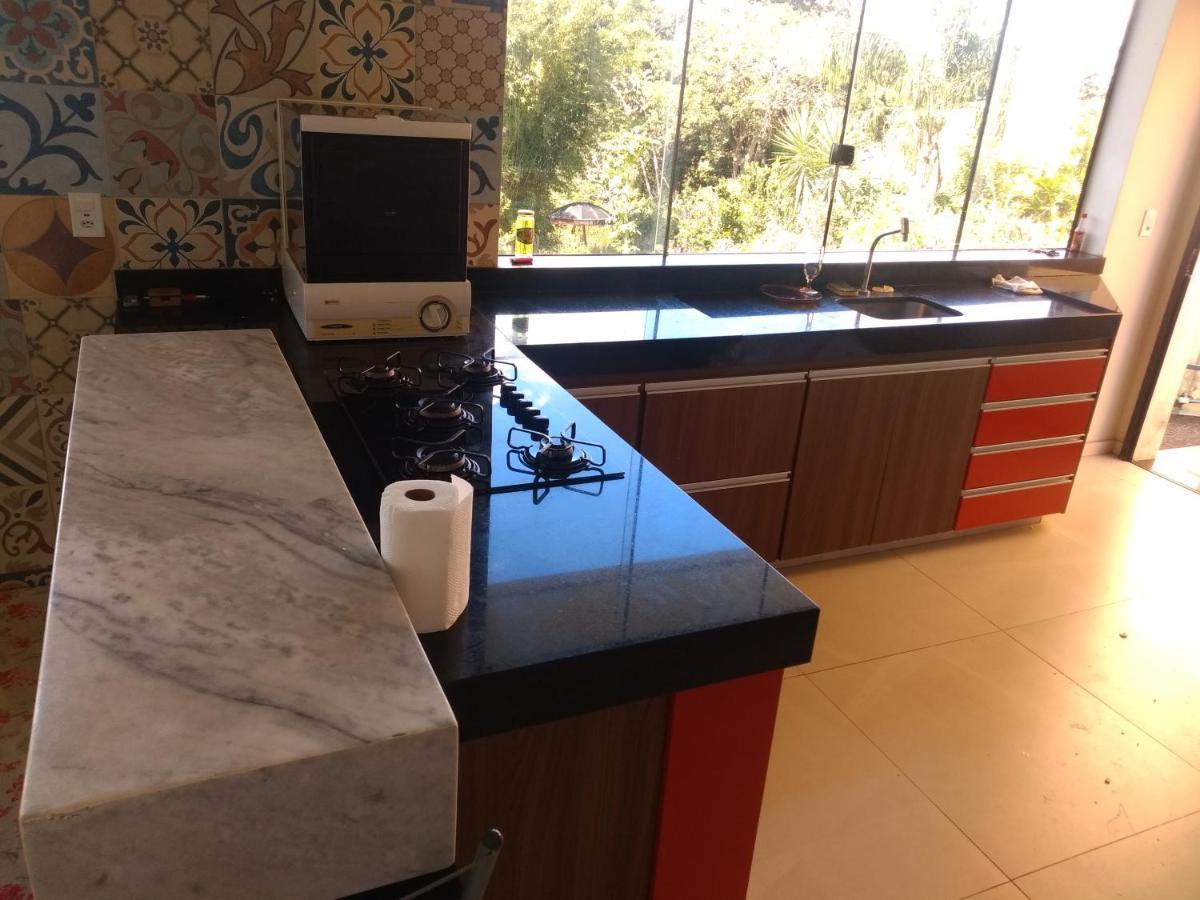 Casa Com Piscina Fundo Pra Represa E Ar Condicionado Casinhabrancadevaranda Ijaci Ngoại thất bức ảnh