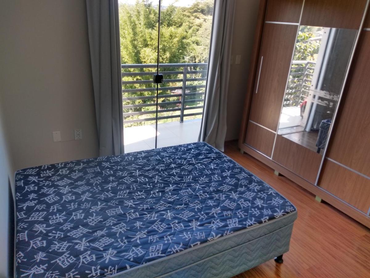Casa Com Piscina Fundo Pra Represa E Ar Condicionado Casinhabrancadevaranda Ijaci Ngoại thất bức ảnh