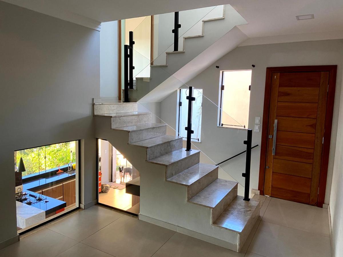 Casa Com Piscina Fundo Pra Represa E Ar Condicionado Casinhabrancadevaranda Ijaci Ngoại thất bức ảnh