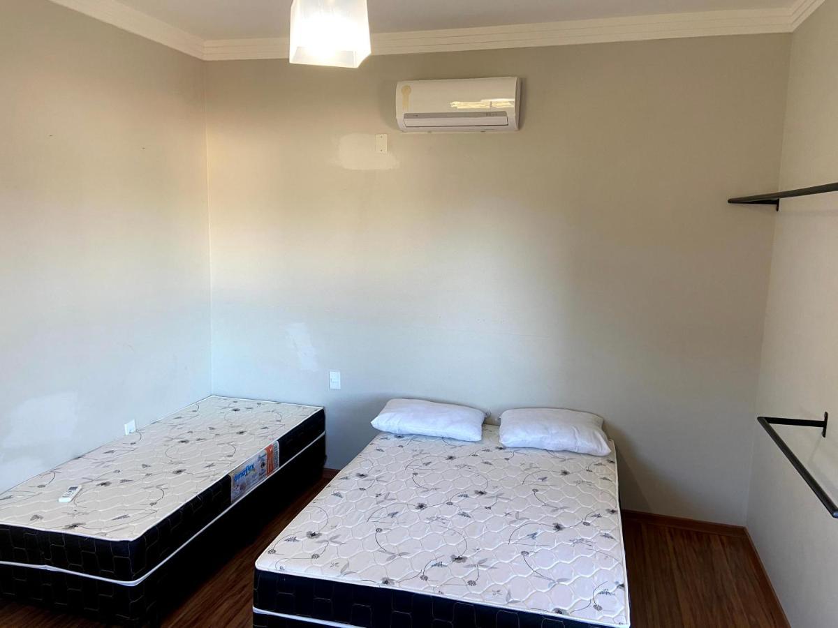 Casa Com Piscina Fundo Pra Represa E Ar Condicionado Casinhabrancadevaranda Ijaci Ngoại thất bức ảnh