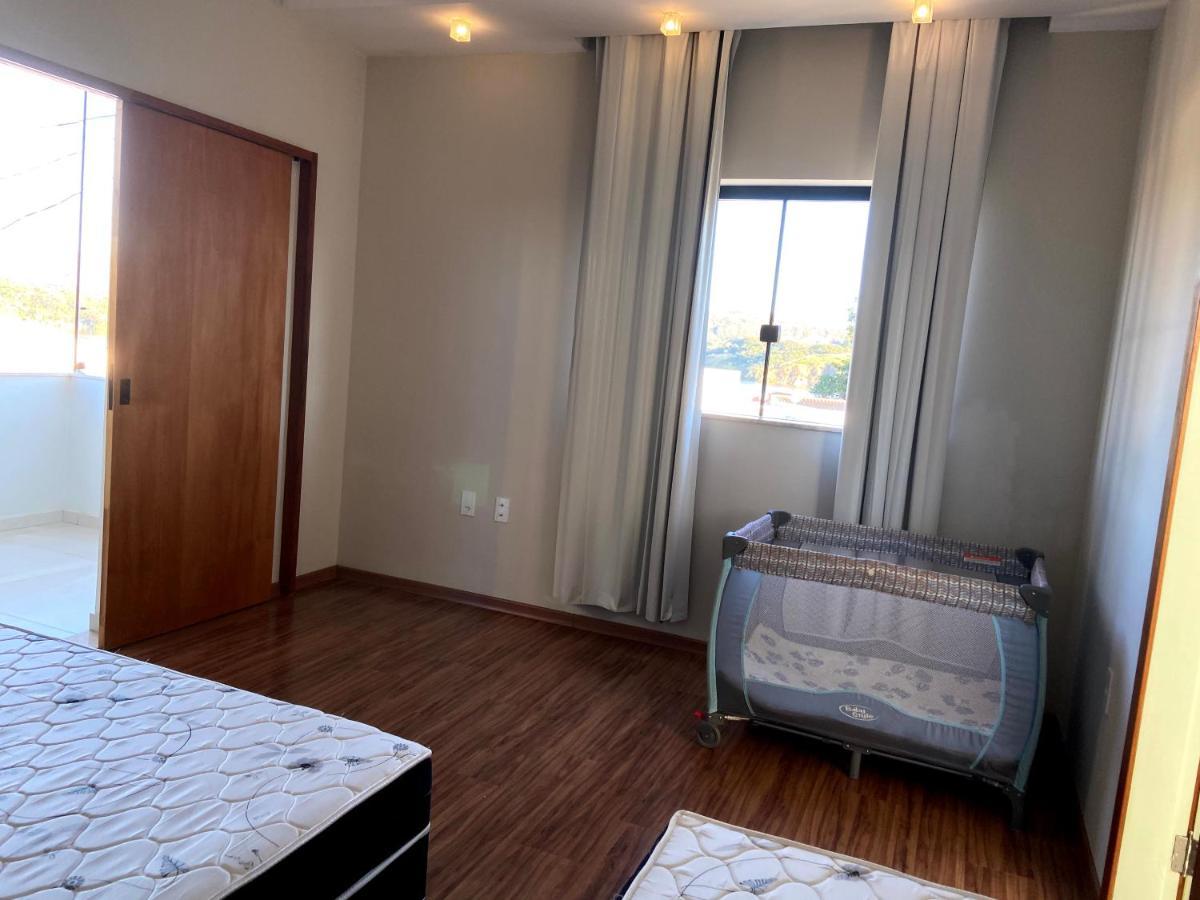 Casa Com Piscina Fundo Pra Represa E Ar Condicionado Casinhabrancadevaranda Ijaci Ngoại thất bức ảnh